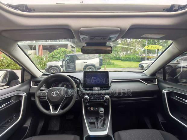 Toyota RAV4 2021 Black