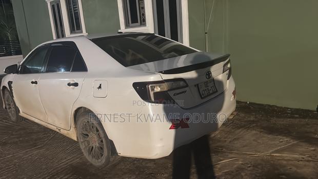 Toyota Camry LE 4dr Sedan (2.5L 4cyl 6A) 2012 White