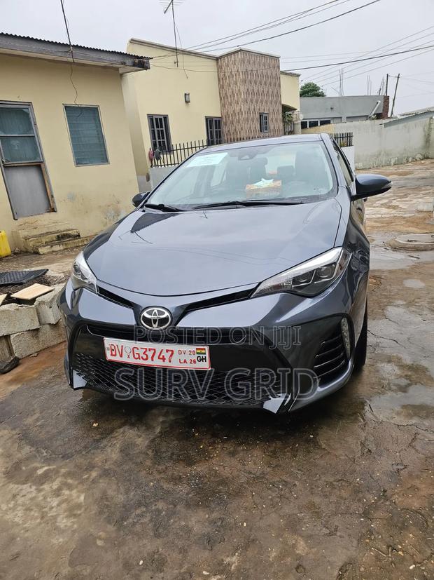 Toyota Corolla 2018 Gray
