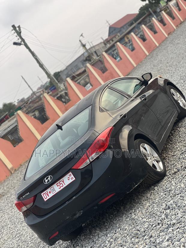 Hyundai Elantra 2013 Black