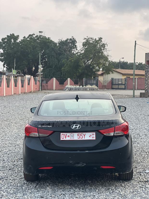 Hyundai Elantra 2013 Black