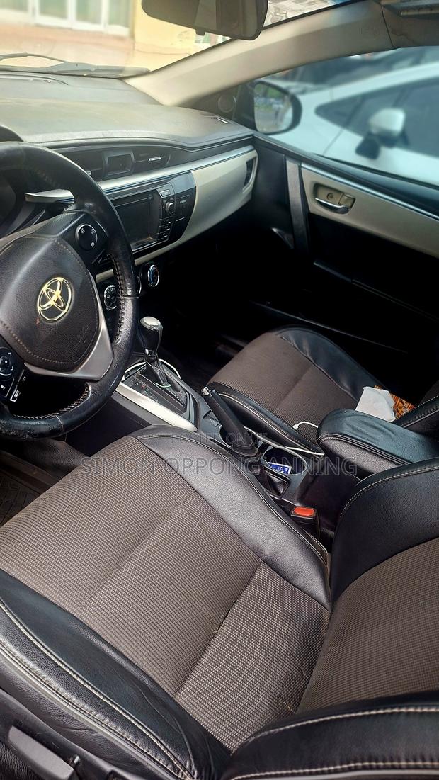Toyota Corolla LE Eco Premium 4dr Sedan (1.8L 4cyl CVT) 2014 Black