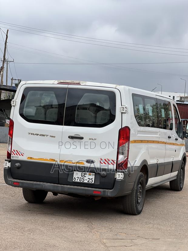 Ford Transit-350 2018 White