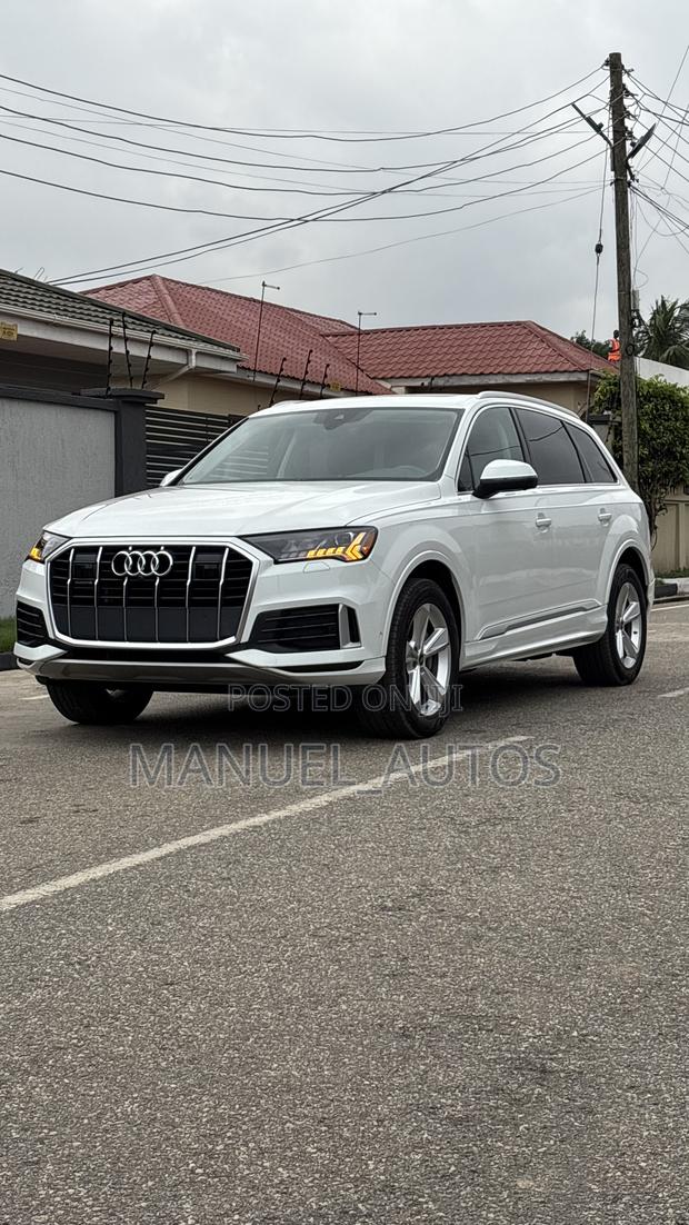 Audi Q7 Premium Plus 2024 White