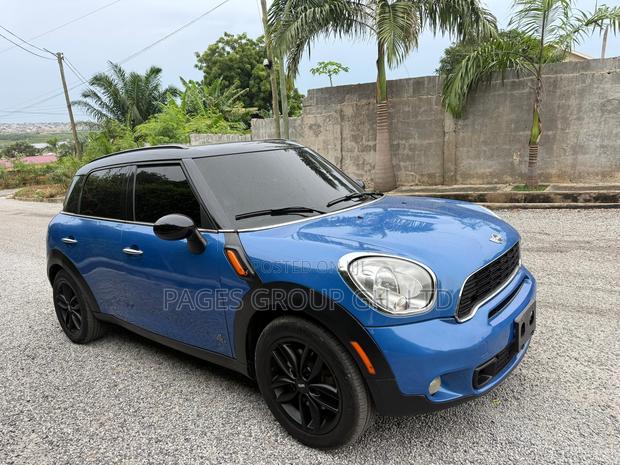 Mini Cooper 2013 Blue