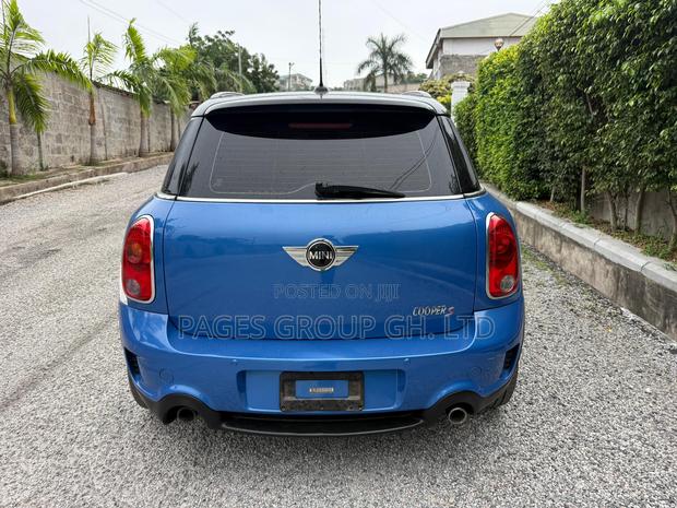 Mini Cooper 2013 Blue