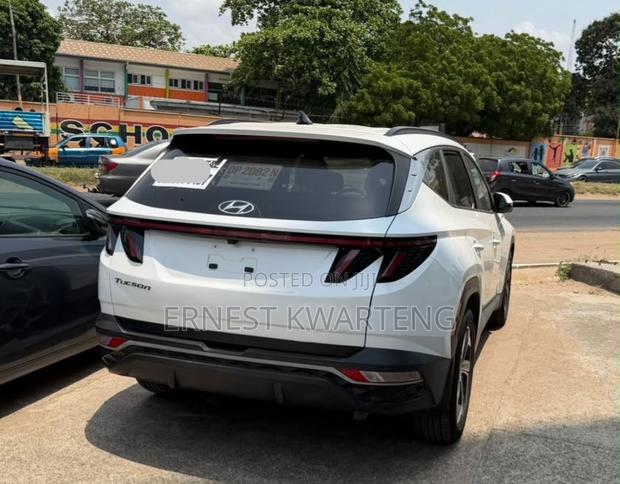 Hyundai Tucson 2023 White