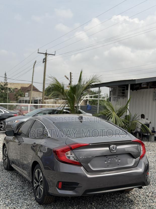 Honda Civic EX-L Sedan 2018 Gray