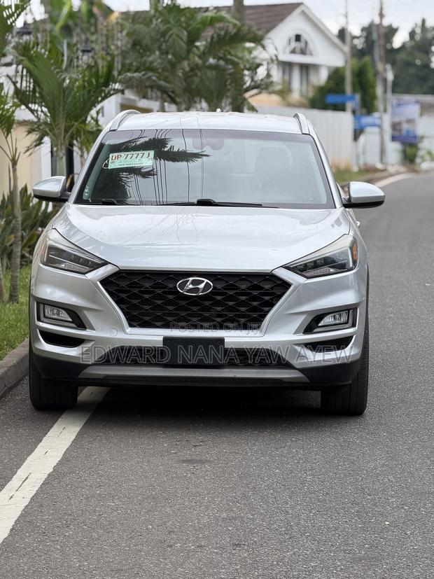 Hyundai Tucson SEL AWD 2019 Silver