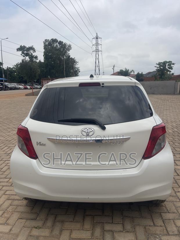Toyota Vitz 2012 White