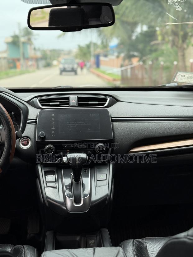 Honda CR-V Touring AWD 2018 Gray