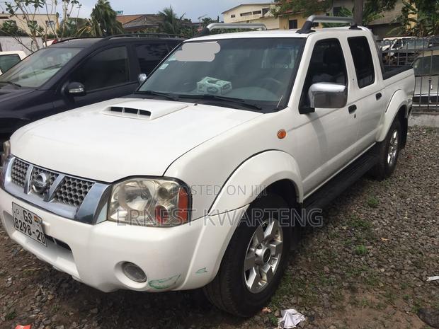 Nissan Hardbody 2020 White