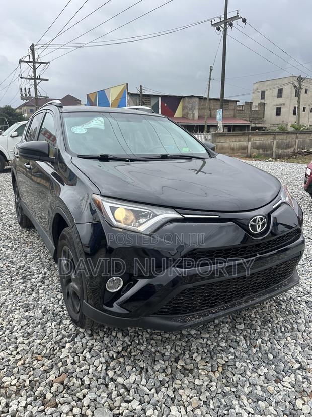 Toyota RAV4 2018 Black