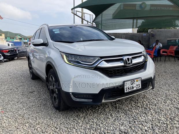 Honda CR-V Touring AWD 2019 White