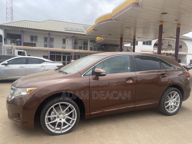 Toyota Venza 2013 Brown
