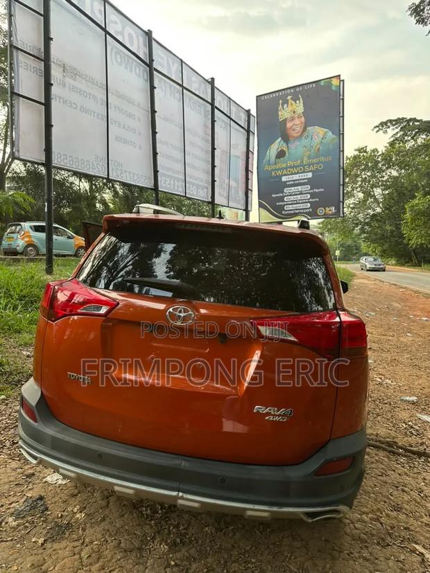 Toyota RAV4 2013 Red
