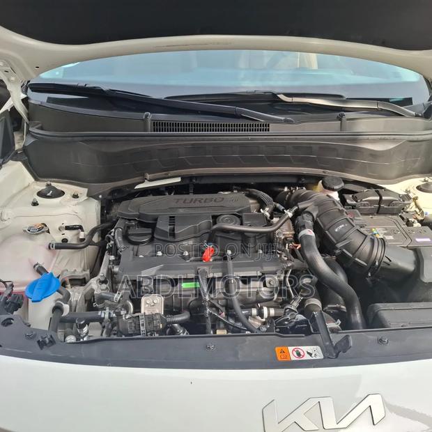 New Kia Seltos 2026 White