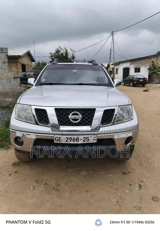 Nissan Frontier 2013 Silver