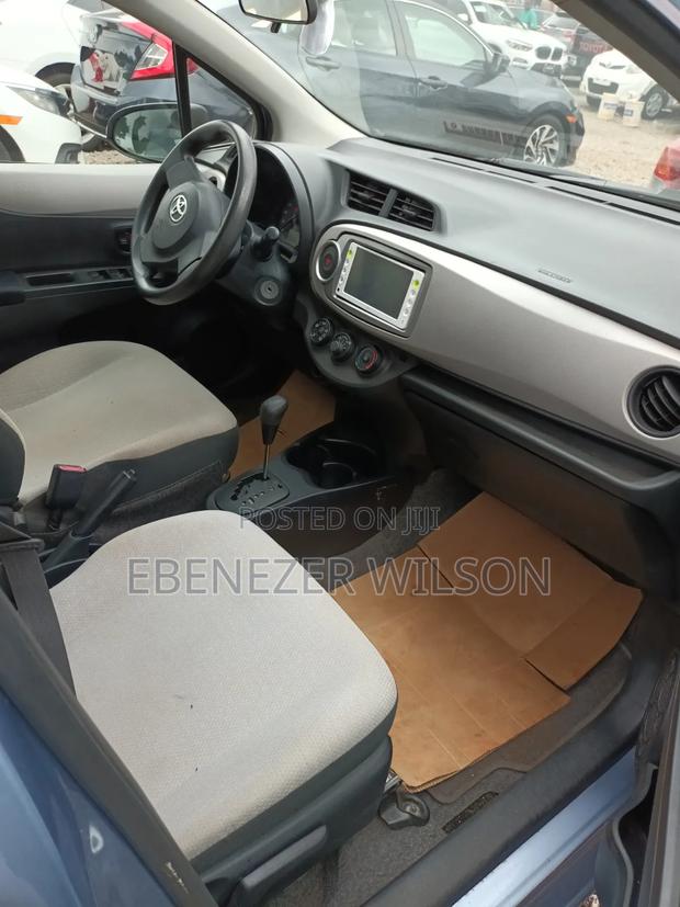 Toyota Vitz 2014 Blue