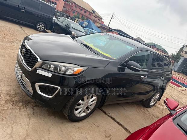 Kia Sorento 4dr SUV 2016 Black