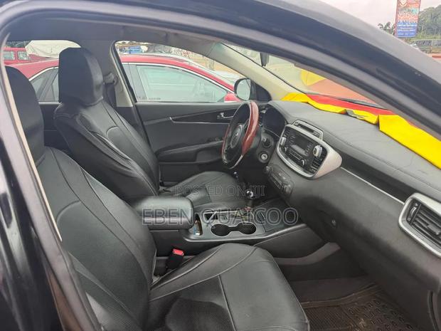 Kia Sorento 4dr SUV 2016 Black
