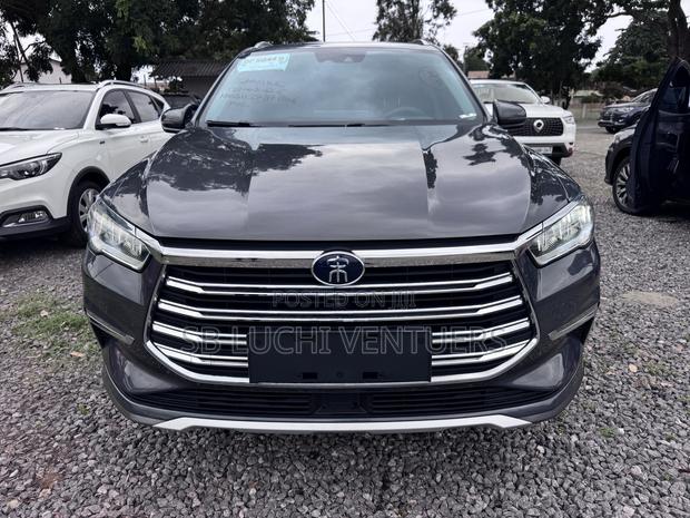 New BYD Song Pro DM-i 2024 Gray