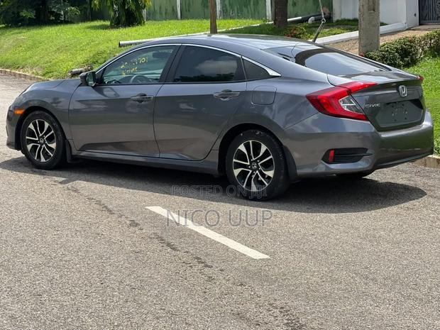 Honda Civic 2017 Gray