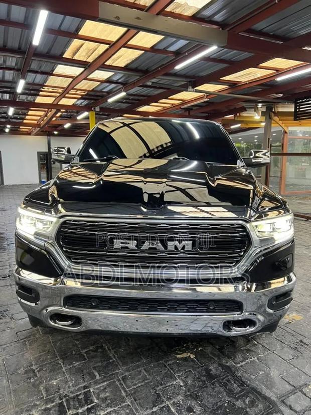 Dodge RAM 2022 Black