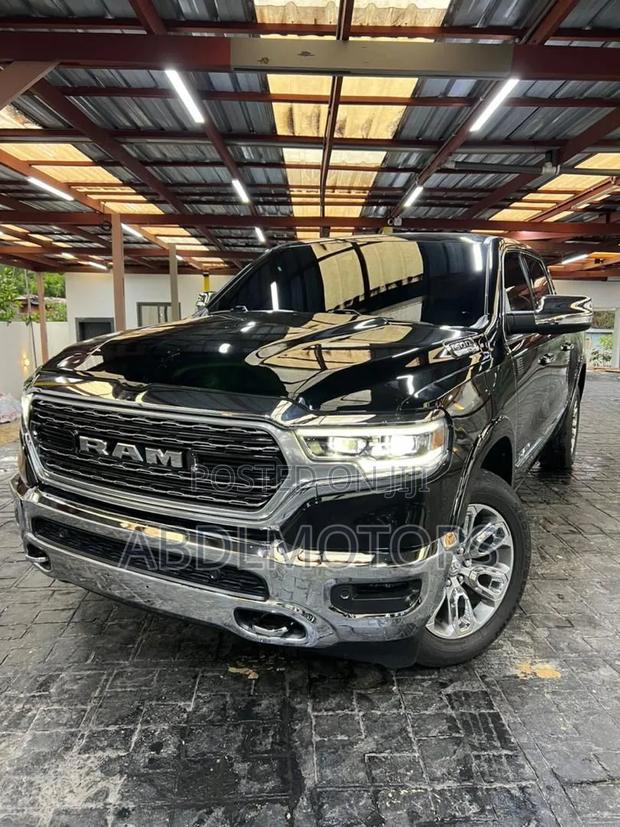 Dodge RAM 2022 Black
