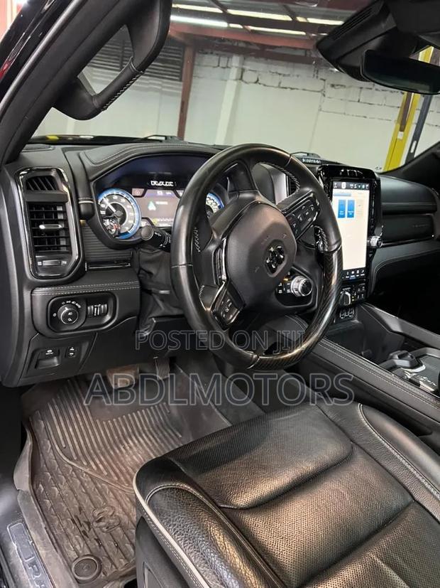 Dodge RAM 2022 Black