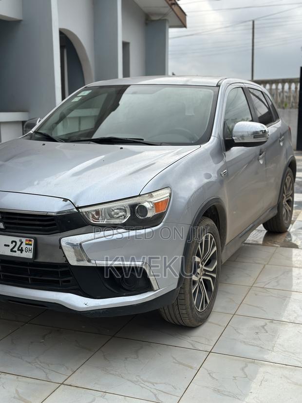 Mitsubishi Outlander 2017 Silver