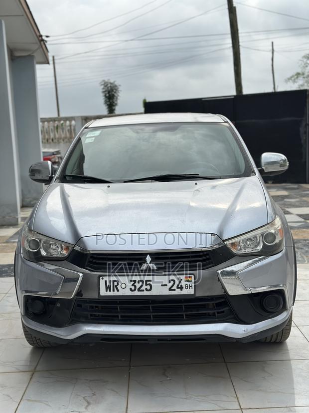 Mitsubishi Outlander 2017 Silver