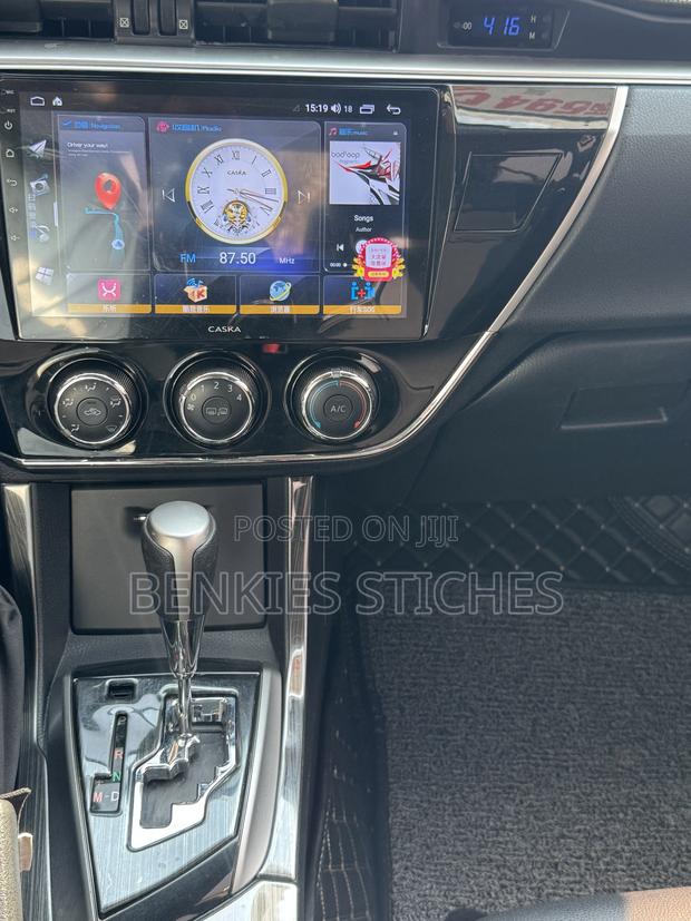 Toyota Corolla 2017 Gray