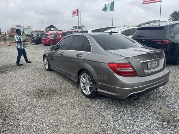Mercedes-Benz C250 2014 Gray