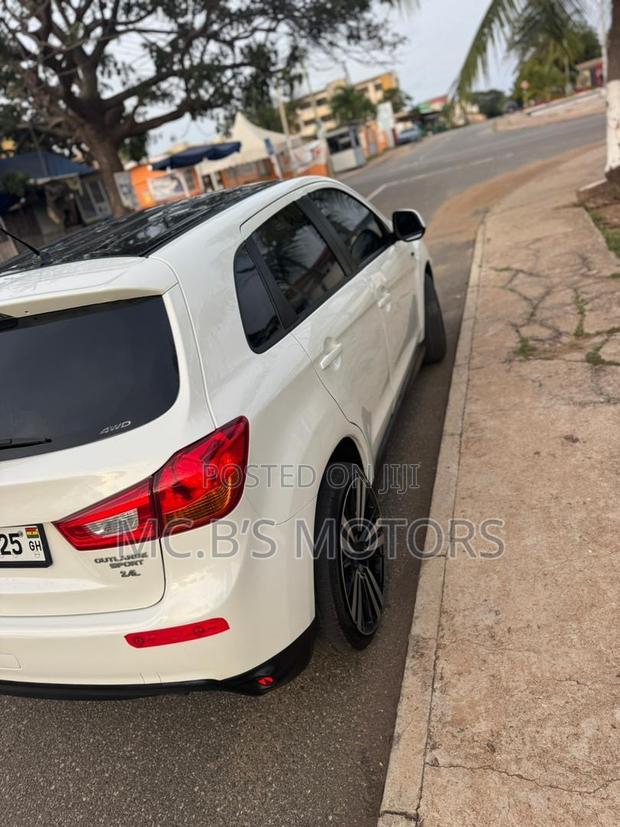 Mitsubishi Outlander Sport 2015 White