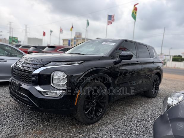 Mitsubishi Outlander SE Black Edition 2023 Black