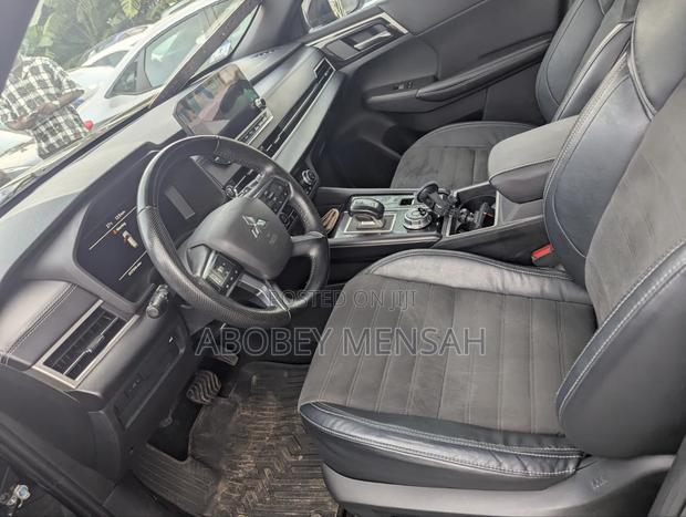 Mitsubishi Outlander SE Black Edition 2023 Black