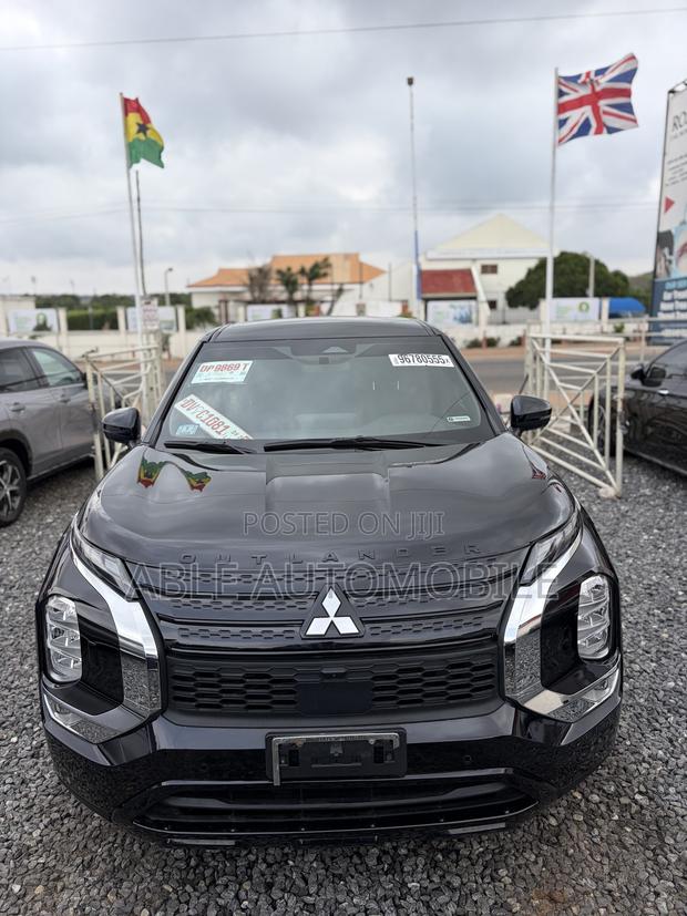 Mitsubishi Outlander SE Black Edition 2023 Black