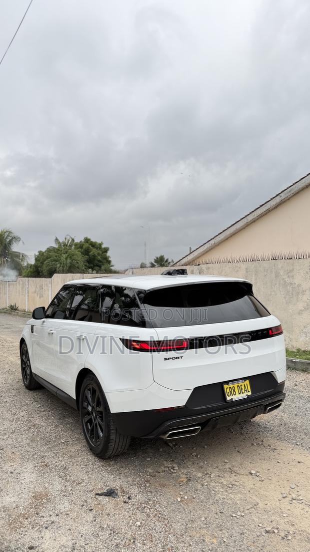 Land Rover Range Rover Sport 2025 White