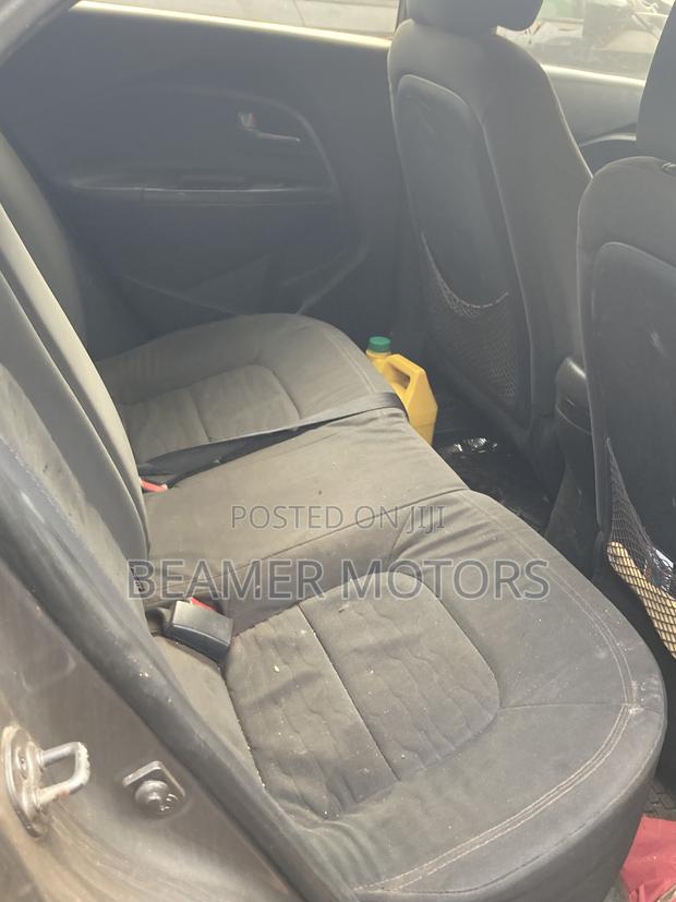 Kia Rio LX 4dr Hatchback (1.6L 4cyl 6A) 2012 Gray