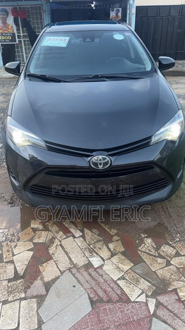 Toyota Corolla 2018 Black