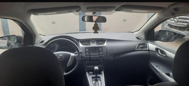 Nissan Sentra 2018 Black