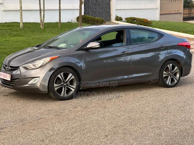 Hyundai Elantra 2015 Gray
