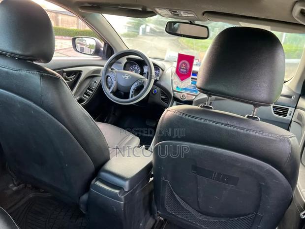 Hyundai Elantra 2015 Gray
