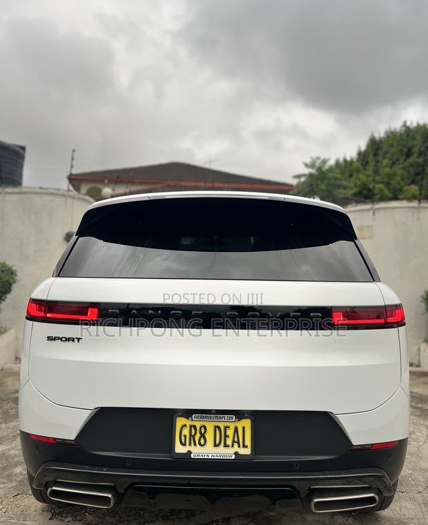 Land Rover Range Rover Sport Dynamic SE 2024 White