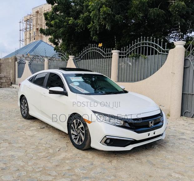 Honda Civic EX Sedan 2018 Brown