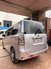 Toyota Voxy ZS G's 2WD 8-Seater 2013 Gray for sale