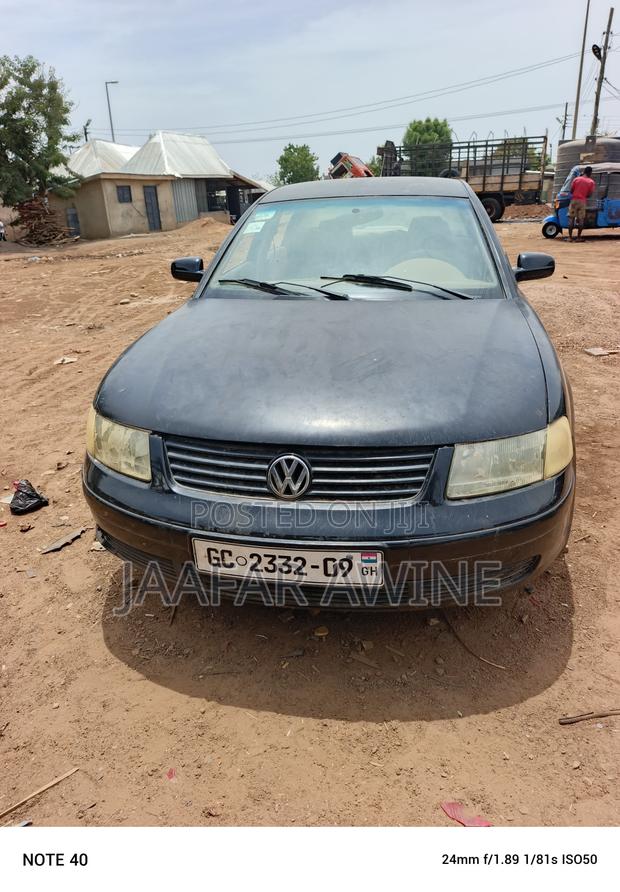 Volkswagen Passat 2009 Black
