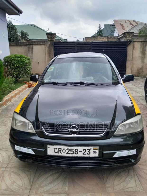Opel Astra 2005 Gray