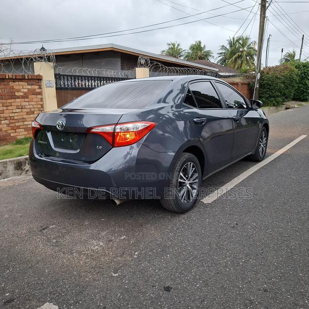 Toyota Corolla 2016 Gray